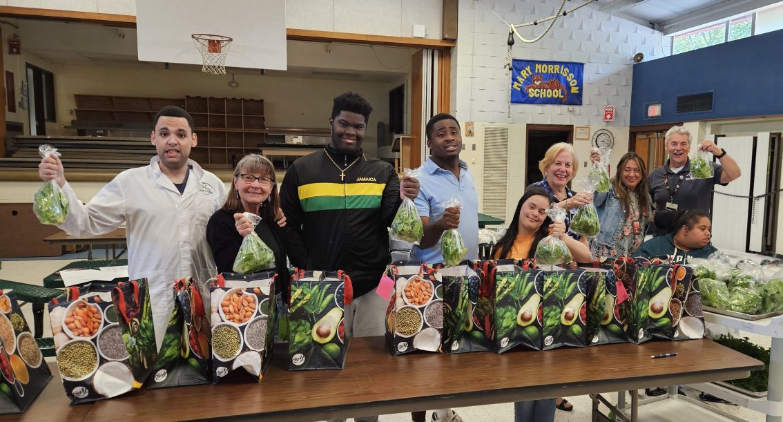 Mystery Produce Program Connects Community to Farm-to-School Success in&nbsp;CT